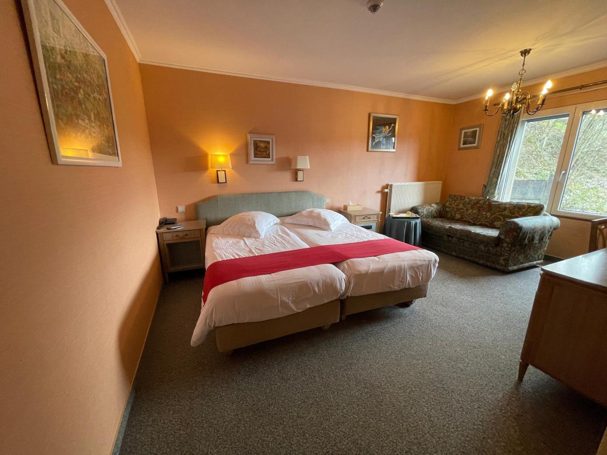 Le Cosy Hotel Bouillon Bagian luar foto