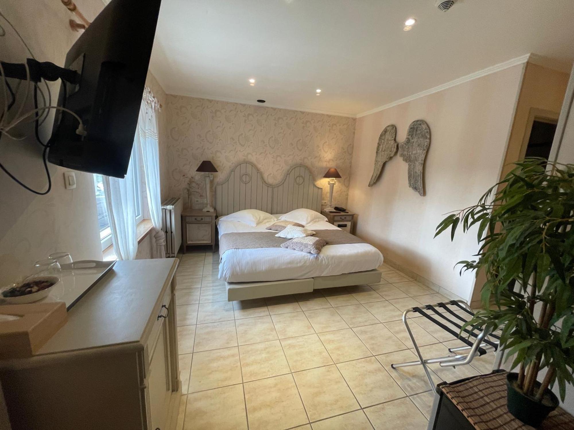 Le Cosy Hotel Bouillon Bagian luar foto